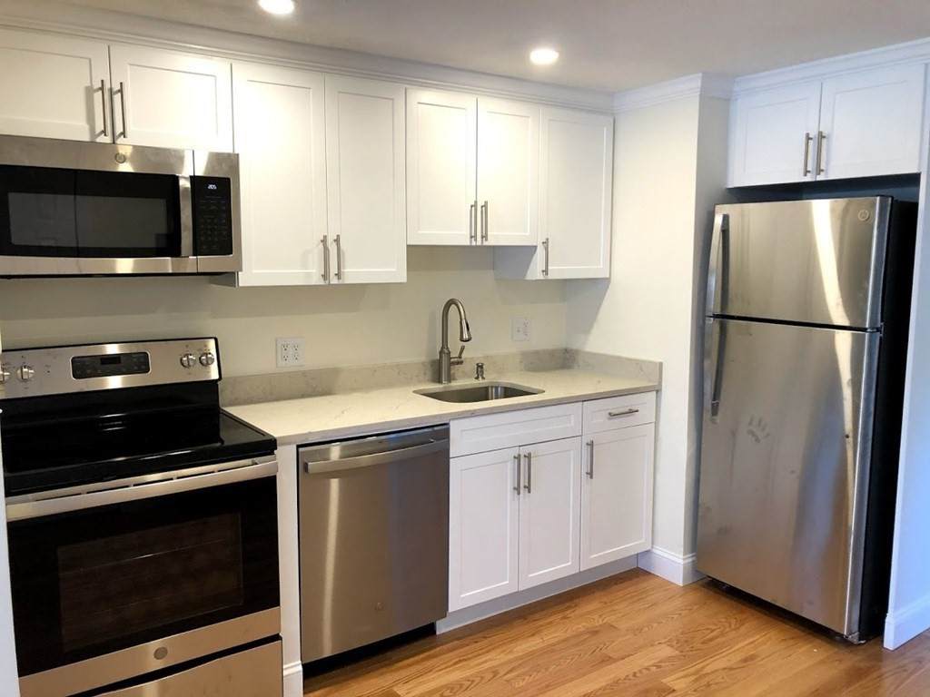16 Westford Street - Photo 1