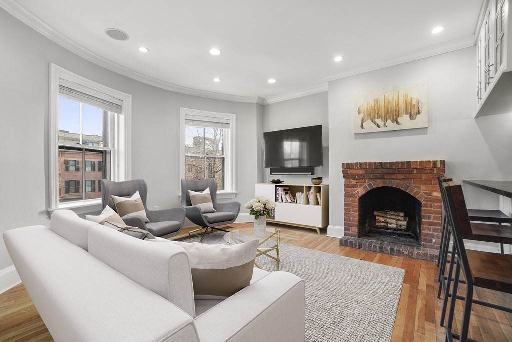 20 Union Park - Photo 1