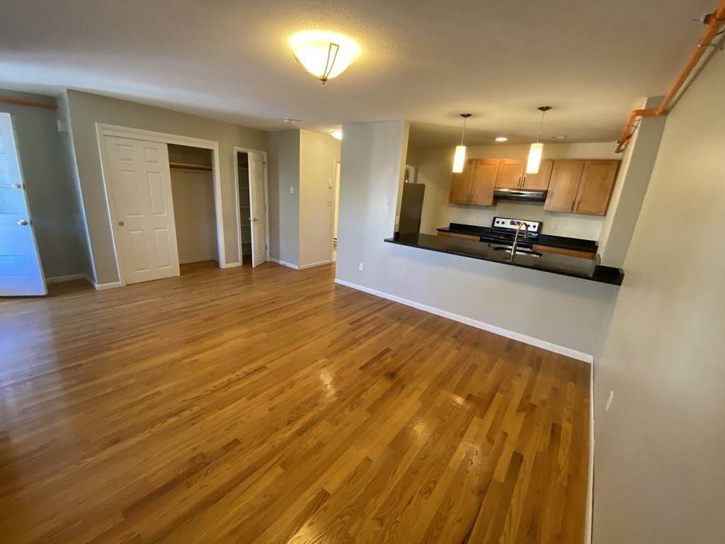 520 Main Street - Photo 1