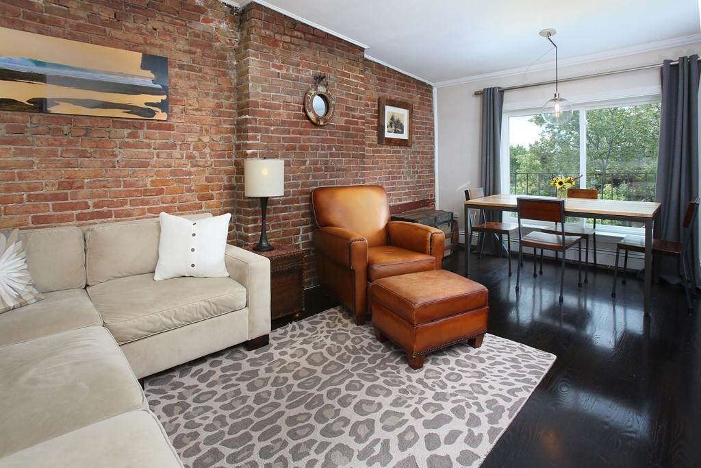 32 Rutland Sq - Photo 1