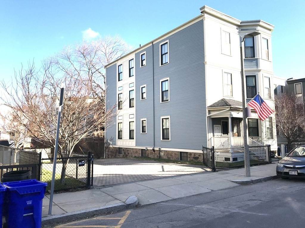 3-5 Bellflower St - Photo 1