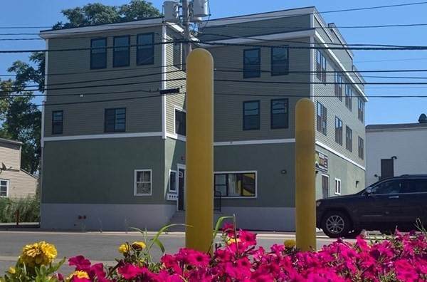 426 Boston Street - Photo 1