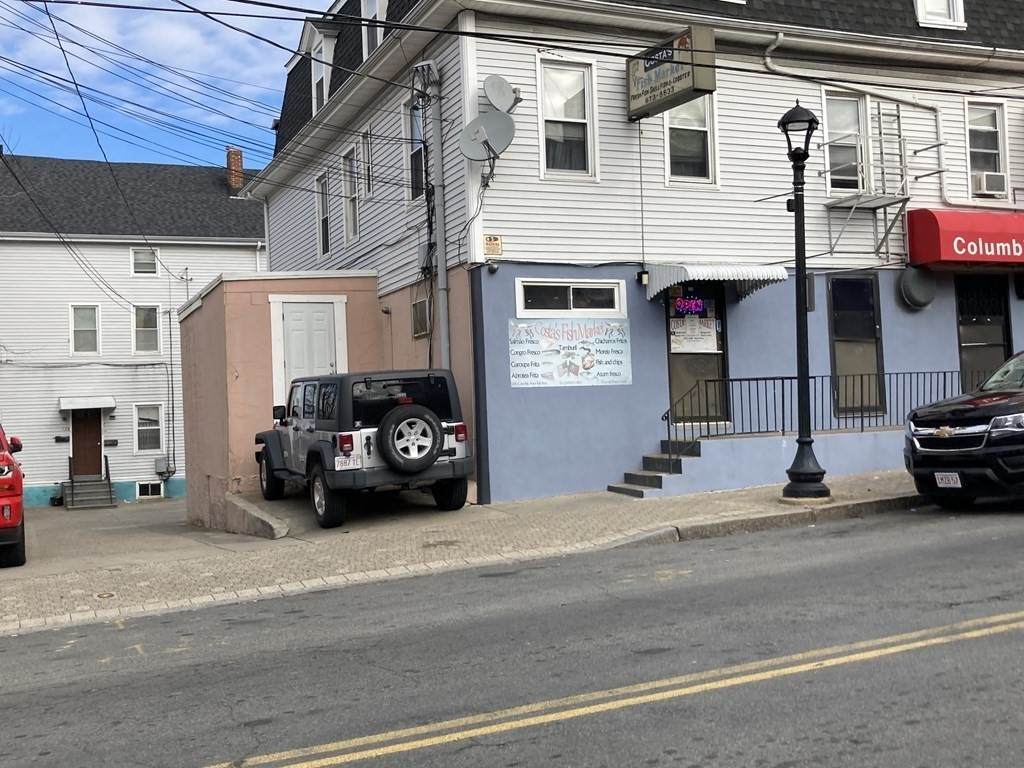 144 Columbia - Photo 1