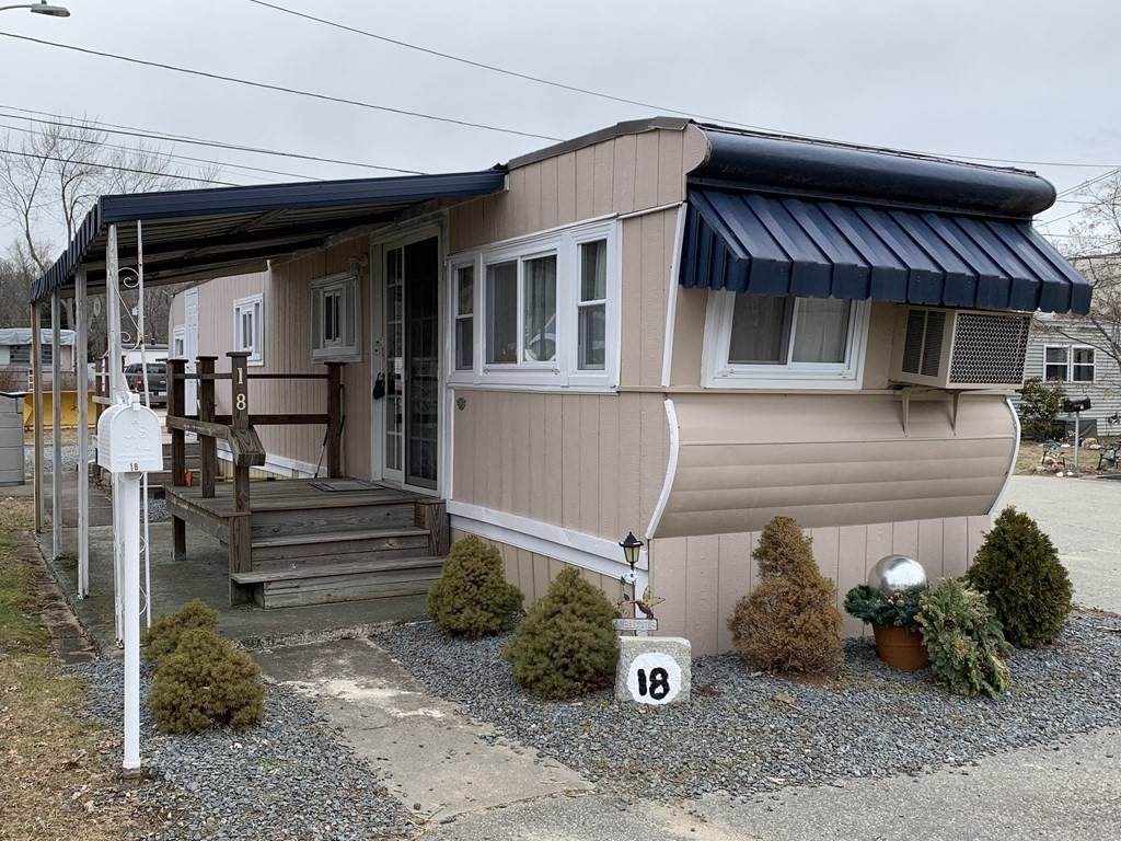 130 East Washington Street - Photo 1