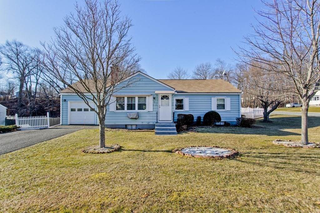 6 Barre Cir - Photo 1