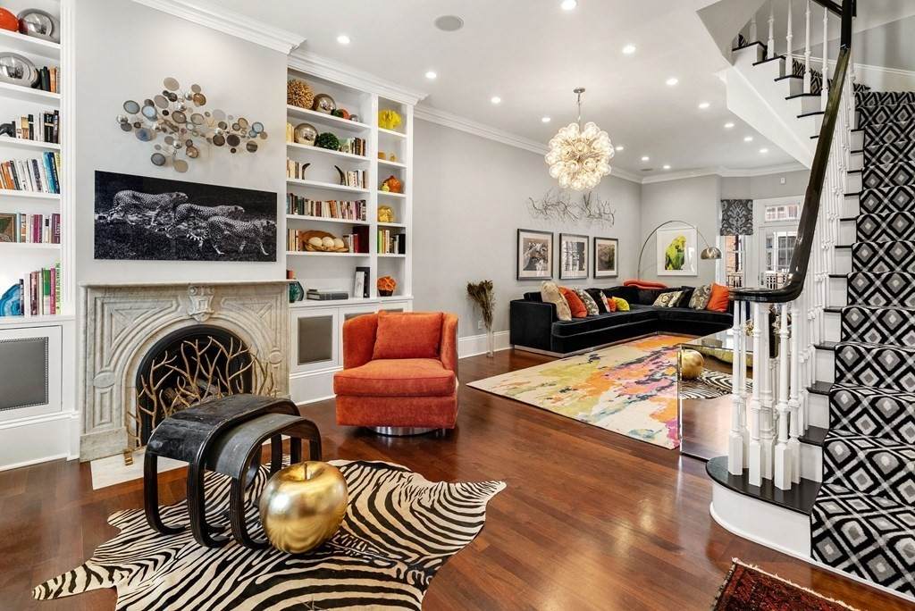 141 West Newton Street - Photo 1