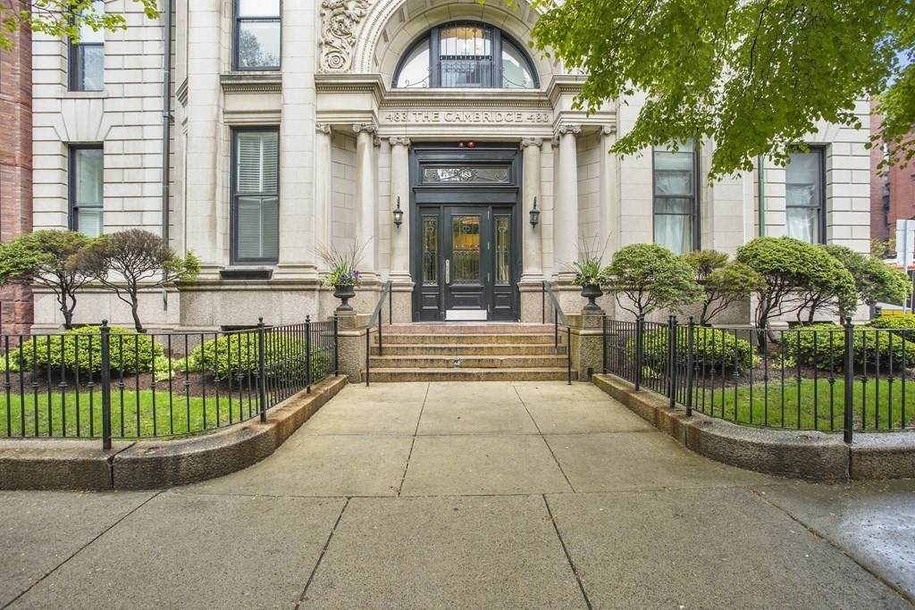 483 Beacon St - Photo 1