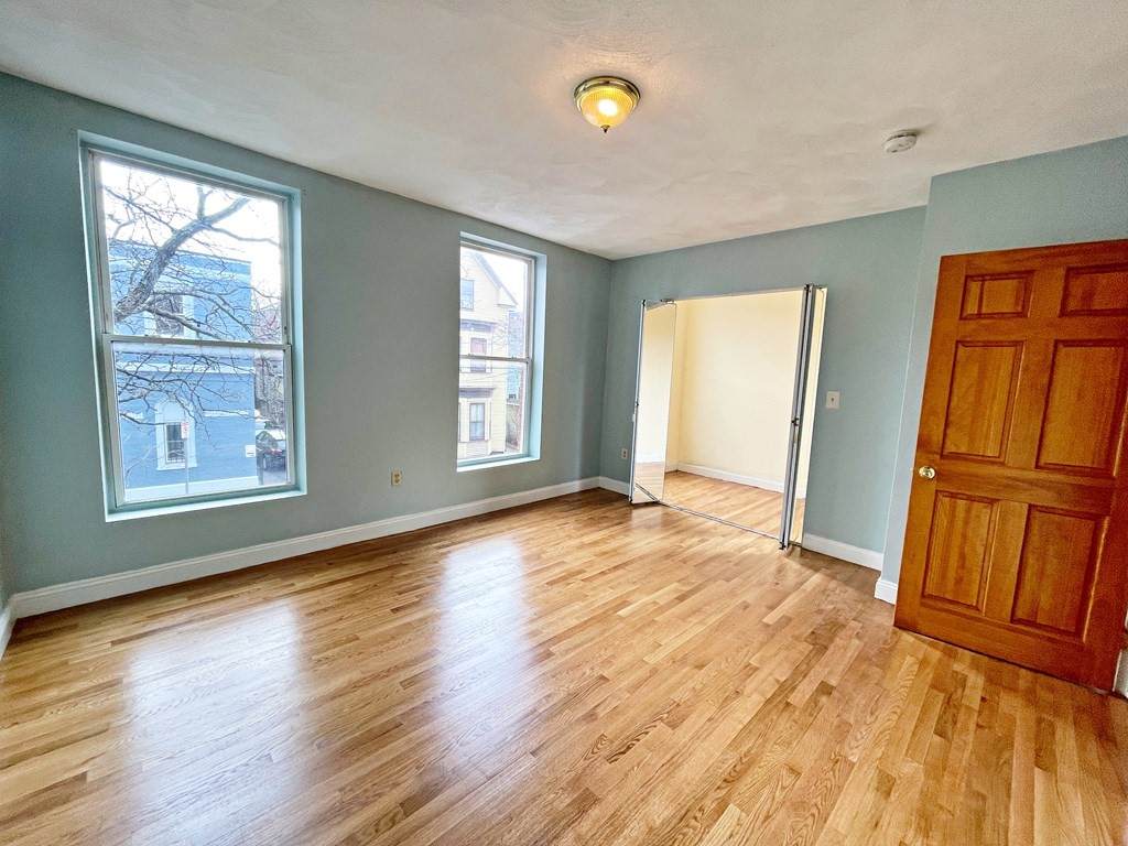 64 Trenton St - Photo 1