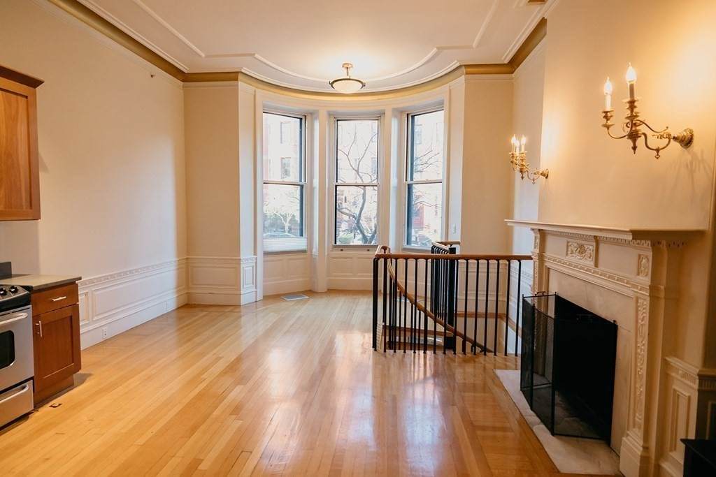 404 Marlborough Street - Photo 1