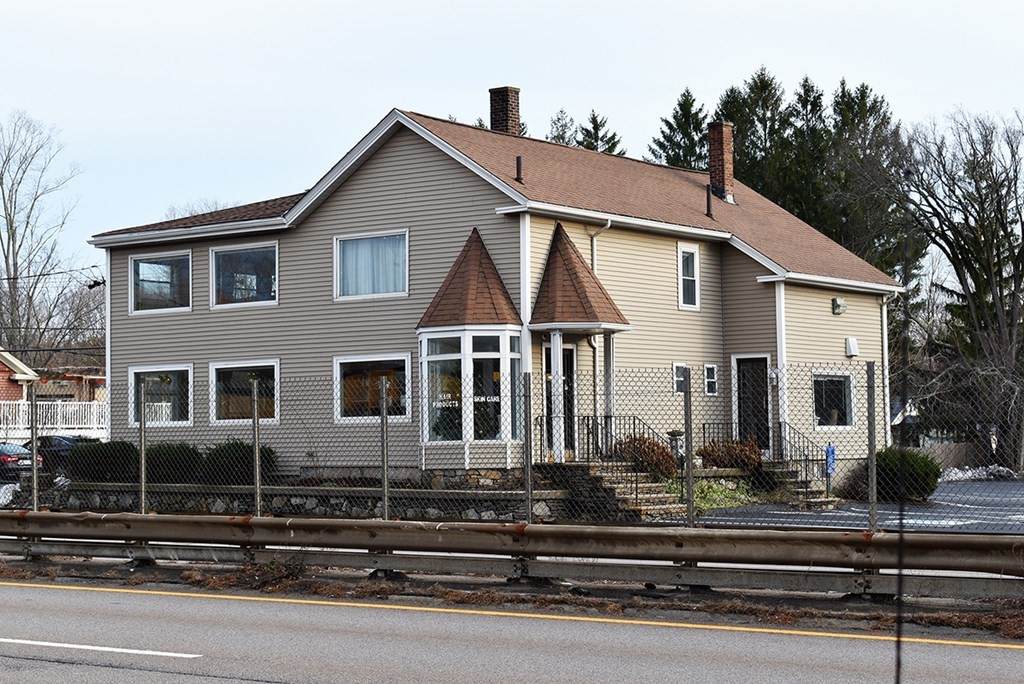 1154 Worcester Road - Photo 1