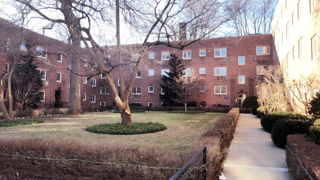 28 Saint Paul St - Photo 1