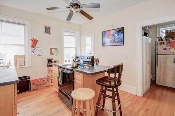16 Falkland Street - Photo 1