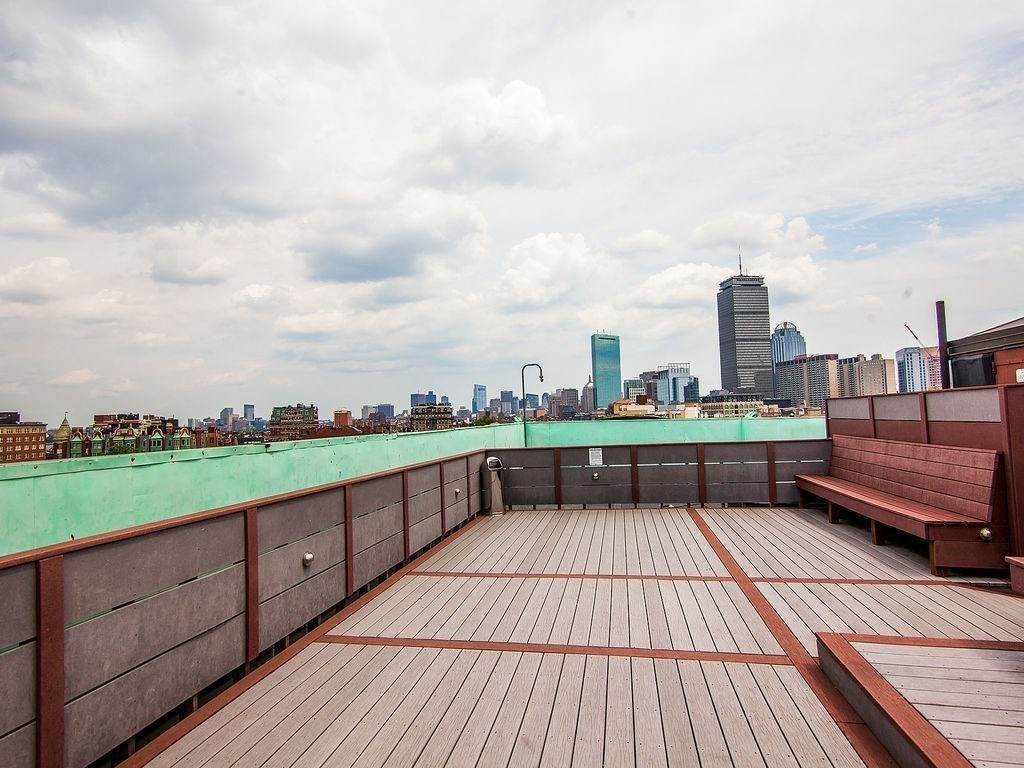 464 Commonwealth Ave - Photo 1