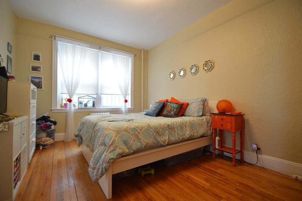 1691 Commonwealth Ave - Photo 1
