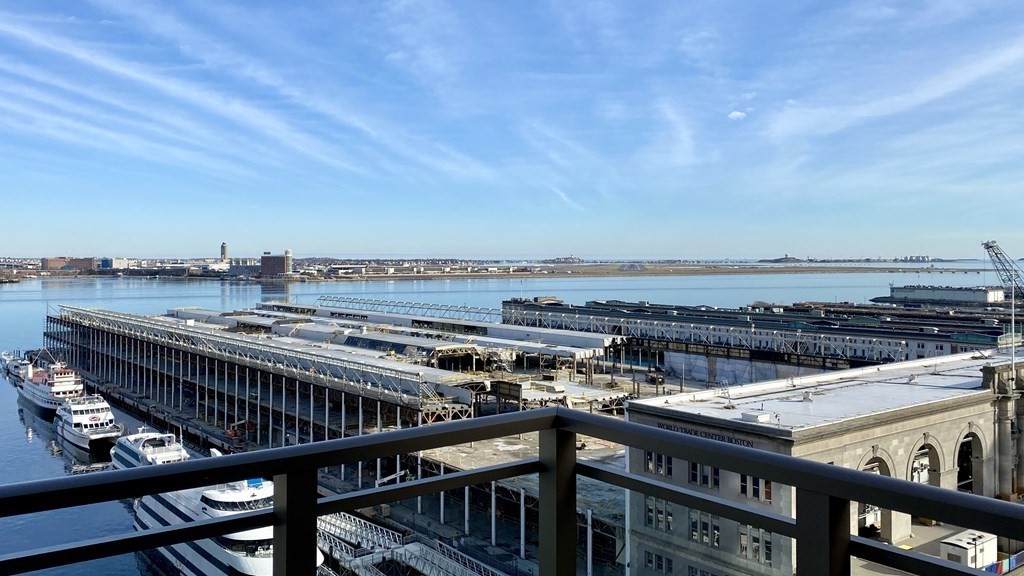 133 Seaport Boulevard - Photo 1
