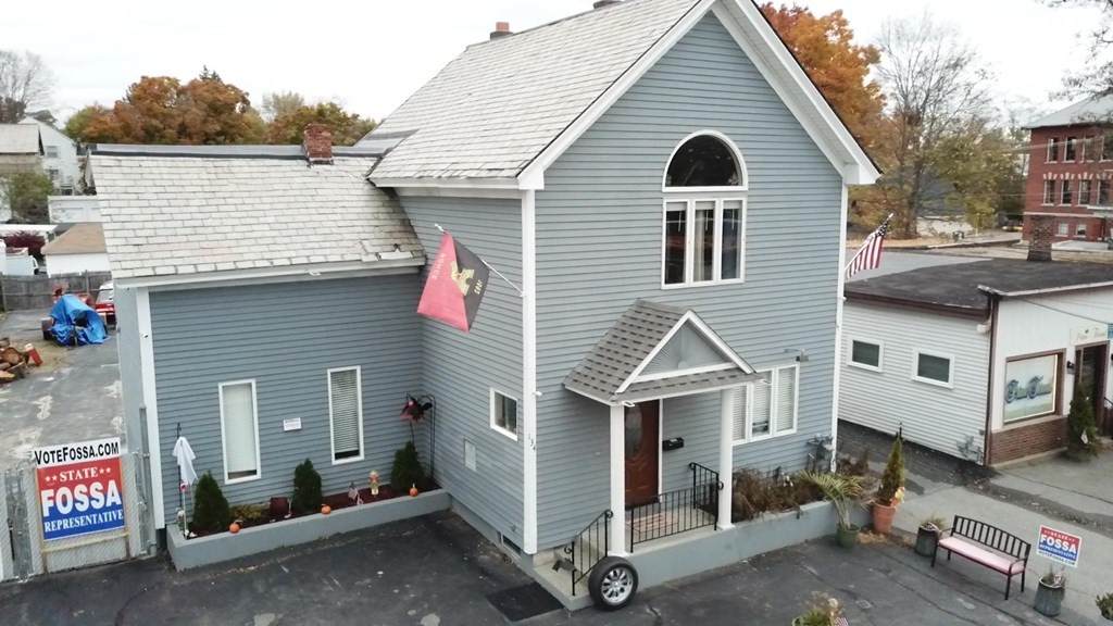 134 Lunenburg St - Photo 1