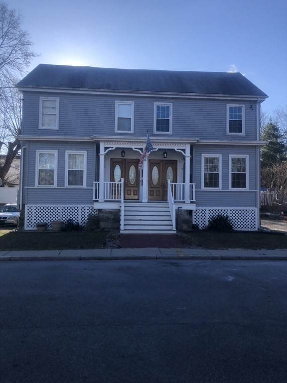 10-12 Tanglewood Road - Photo 1