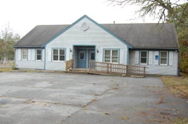 19 West Yarmouth Road - Photo 1