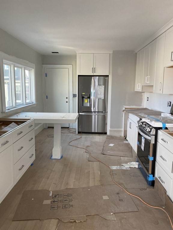 22 Everett Street - Photo 1
