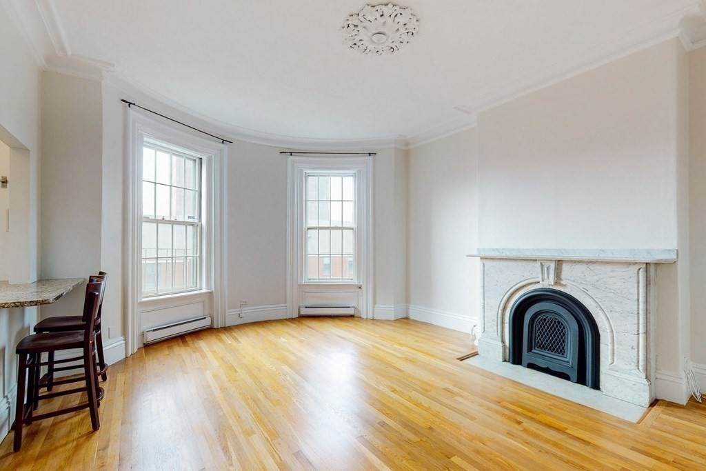 18 Upton Street - Photo 1