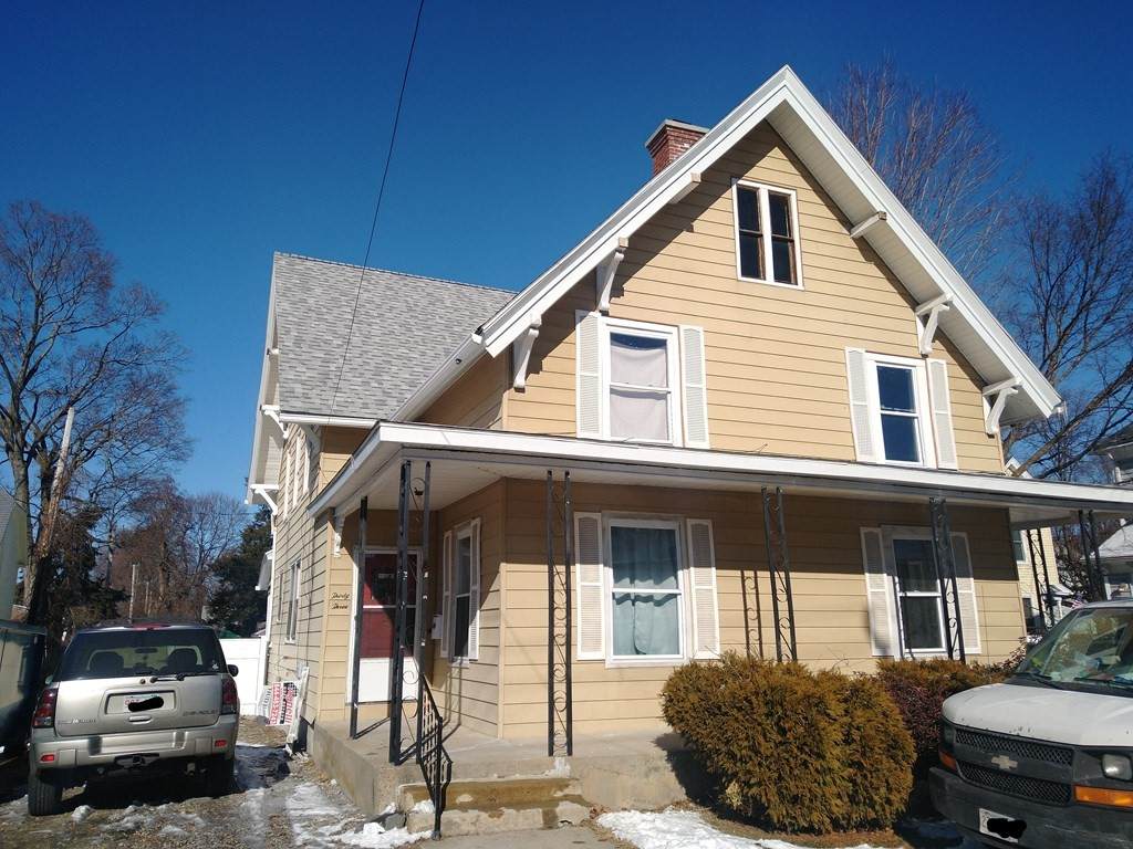 31-33 Lincoln St - Photo 1