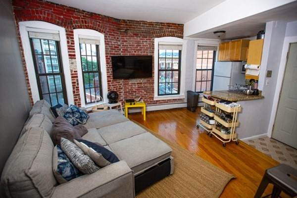 23 St Stephen Street - Photo 1