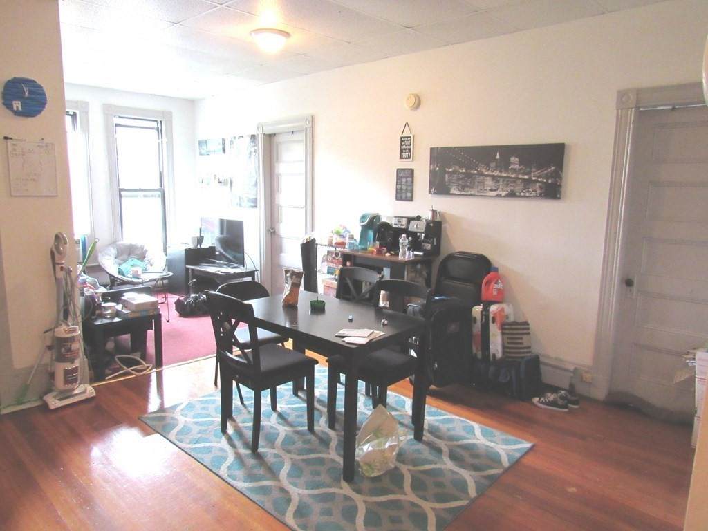 1540 Tremont - Photo 1