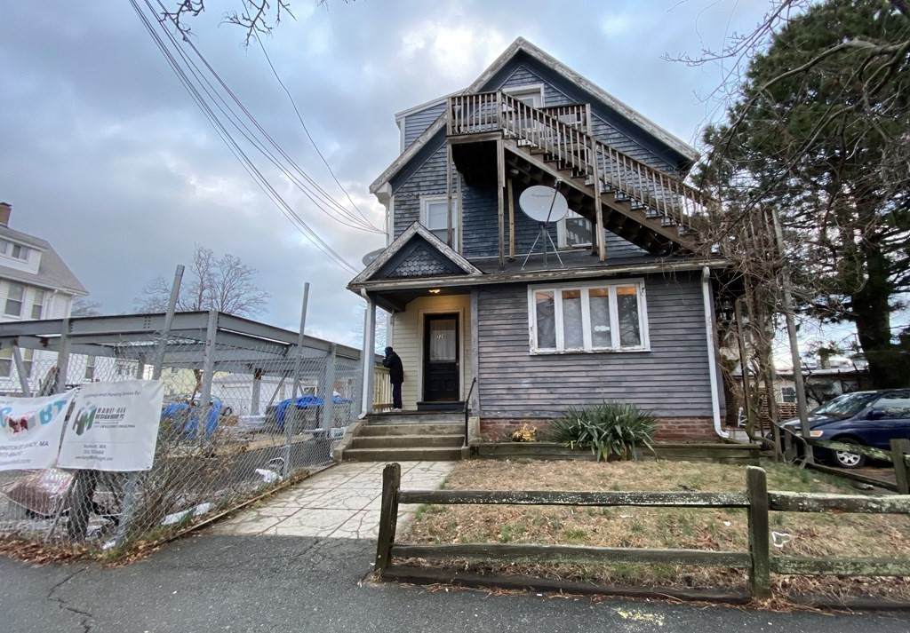 226L Arlington St - Photo 1