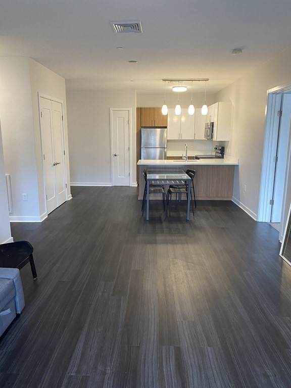 999 Hancock Street - Photo 1