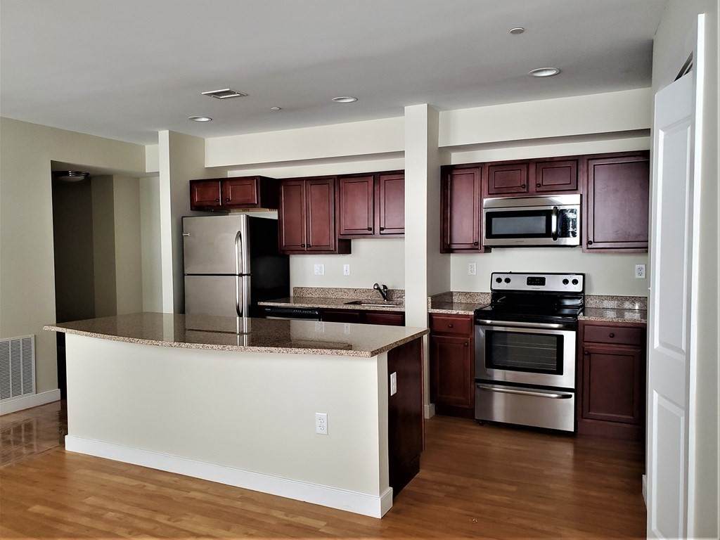 20 Pond Street - Photo 1