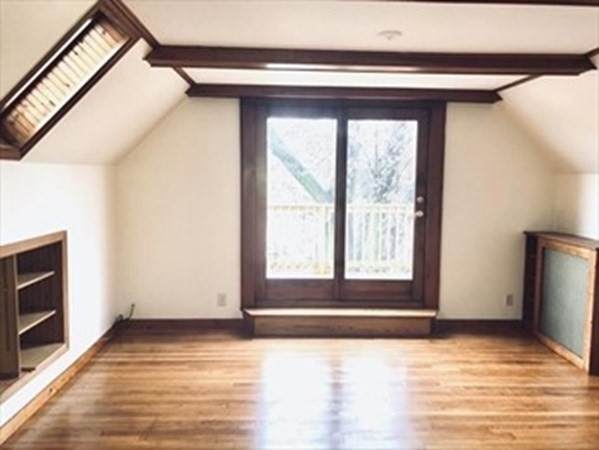 842 East Broadway - Photo 1