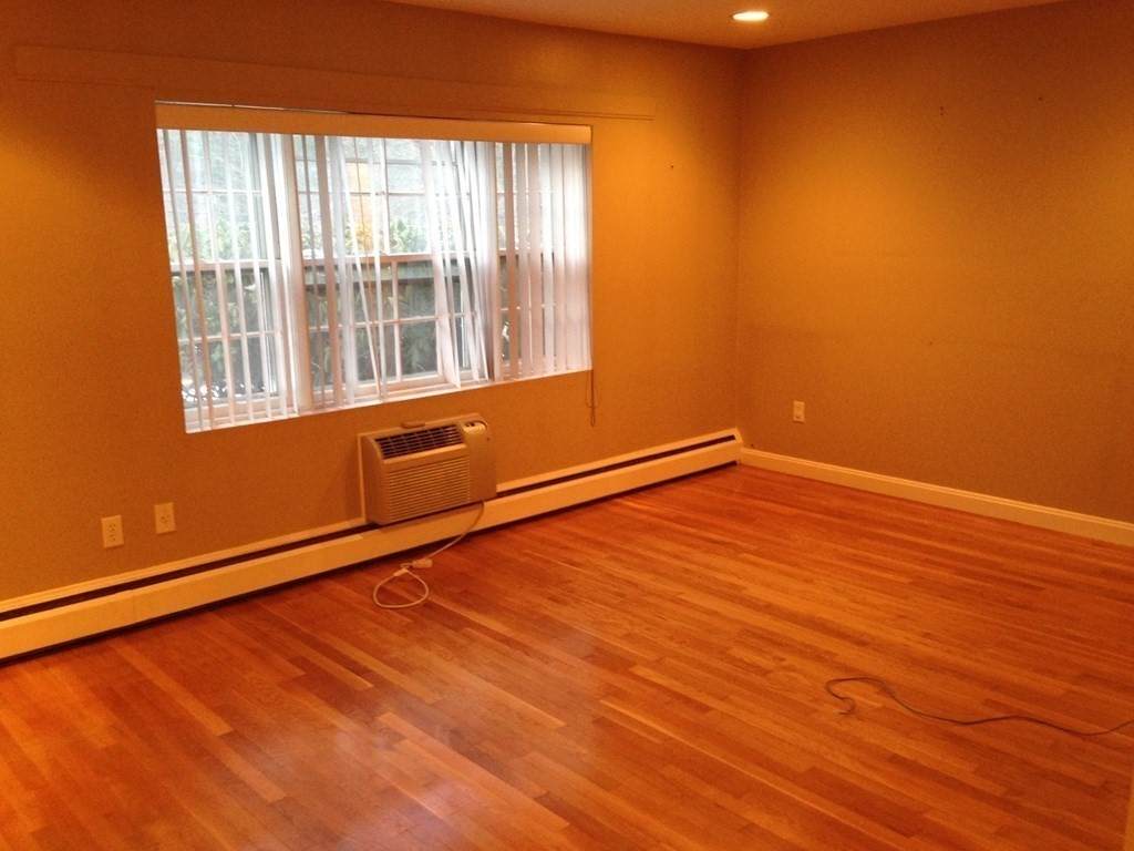 780 Willard St - Photo 1