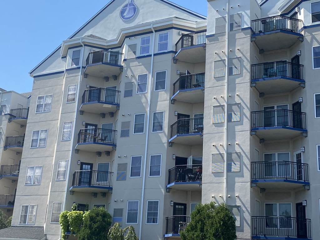 10 Seaport Dr - Photo 1