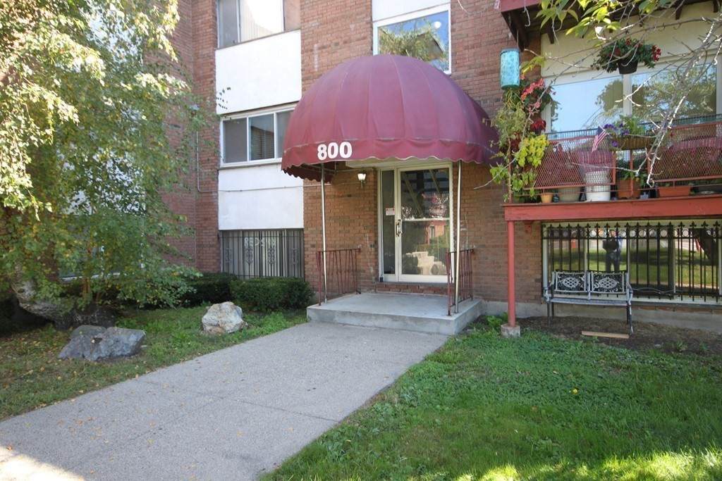 800 Hyde Park Ave - Photo 1