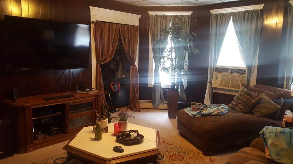 549 Beach Street - Photo 1