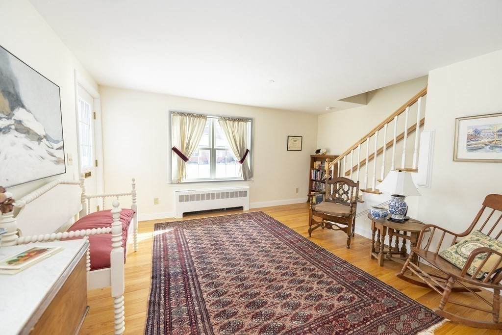 25 Charlesbank Rd - Photo 1