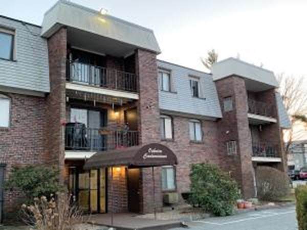 15 Oak Neck Road - Photo 1
