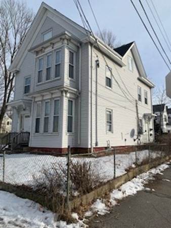 427 Centre St - Photo 1