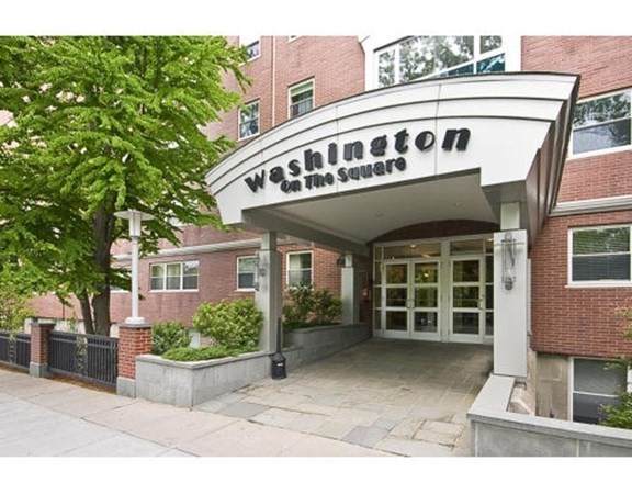 1600 Beacon St - Photo 1
