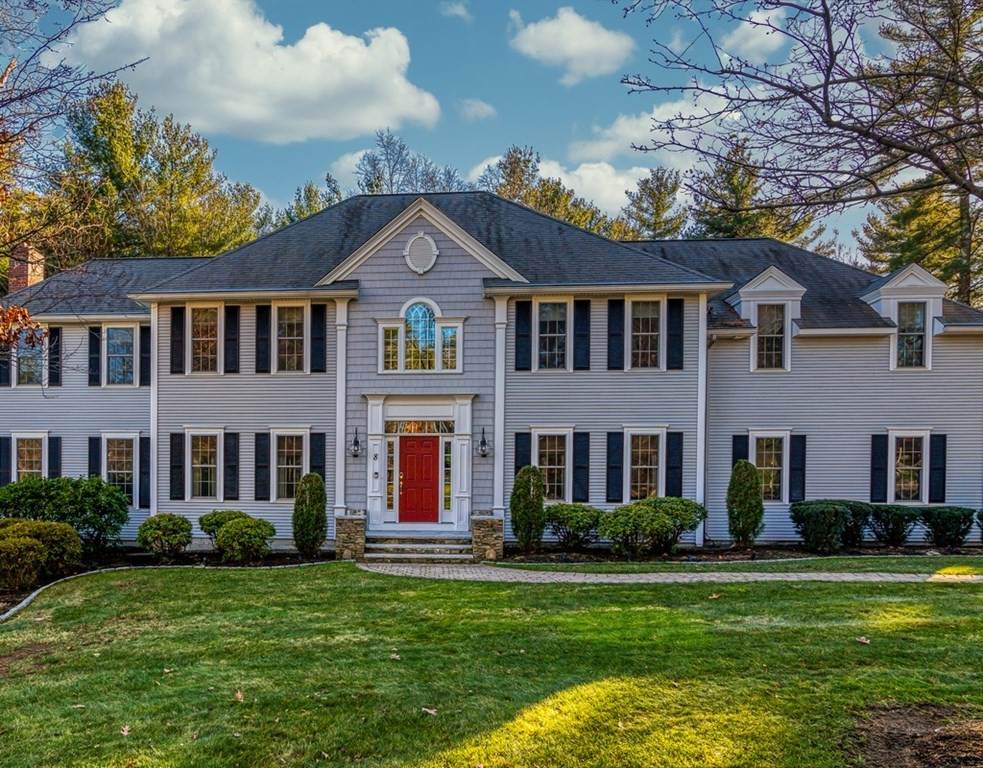 8 Foxhill Dr - Photo 1