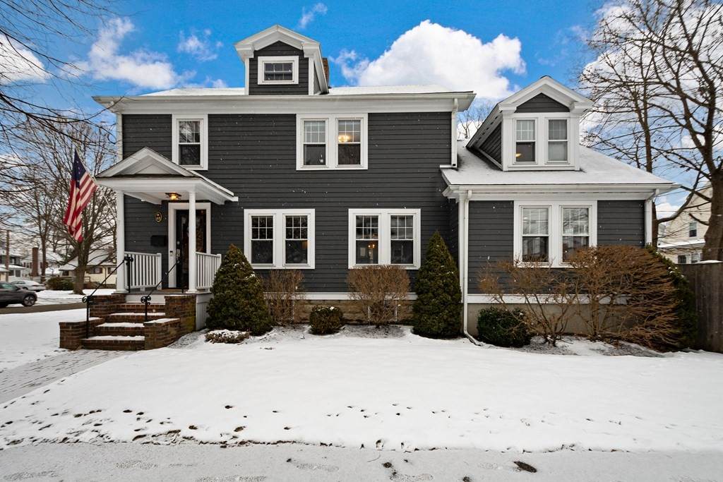 65 Lincoln St - Photo 1