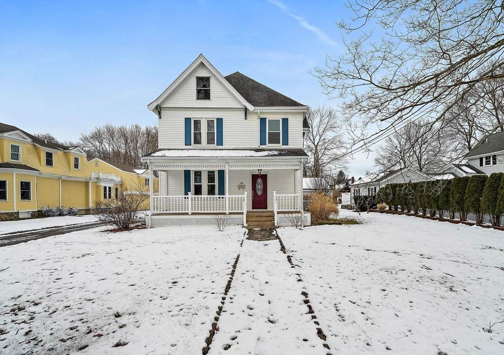 160 Pleasant St - Photo 1