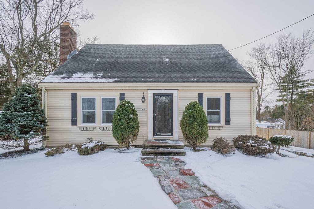41 Walnut St - Photo 1
