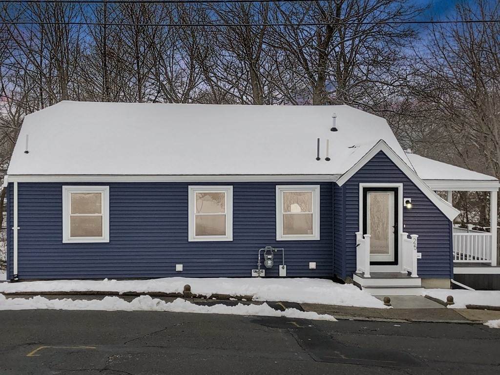 25 Putnam St - Photo 1