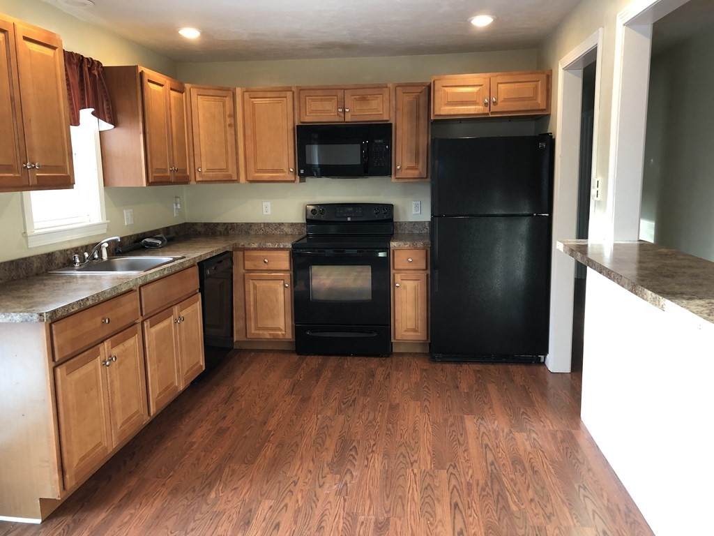 5 Oakley Ave - Photo 1
