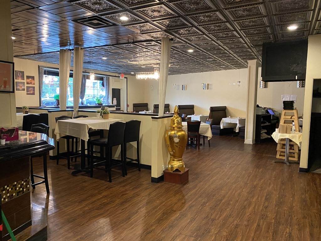 123 Main St - Photo 1