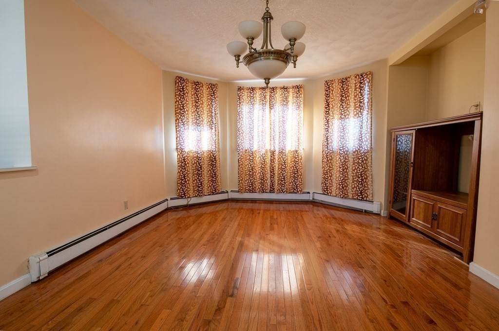 147 Belmont St - Photo 1