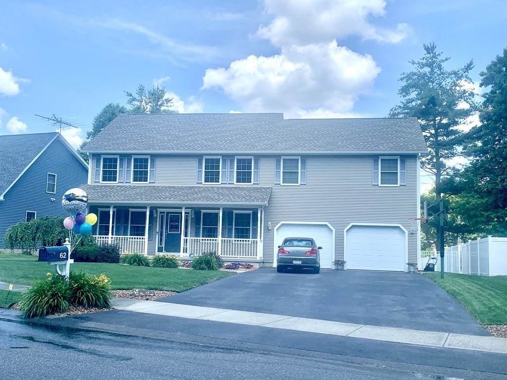62 Barrington Dr - Photo 1