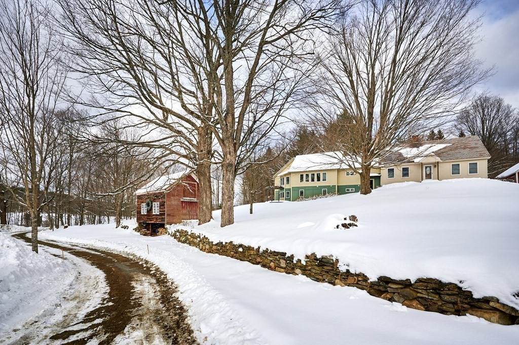 407 West Leyden Road - Photo 1