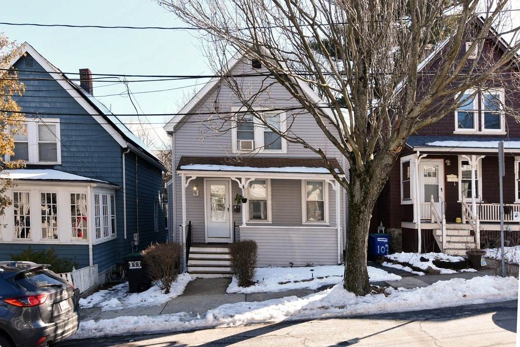 109 Moreland St - Photo 1